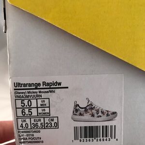 Vans Shoes - VANS X Disney Mickey Mouse Ultrarange Size6.5 Vans Shoes - VANS X Disney Mickey Mouse Ultrarange Size6.5